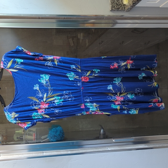 DONATING 1/20/25 Apt. 9 Blue Floral Elastic Waist Dress - Picture 3 of 8